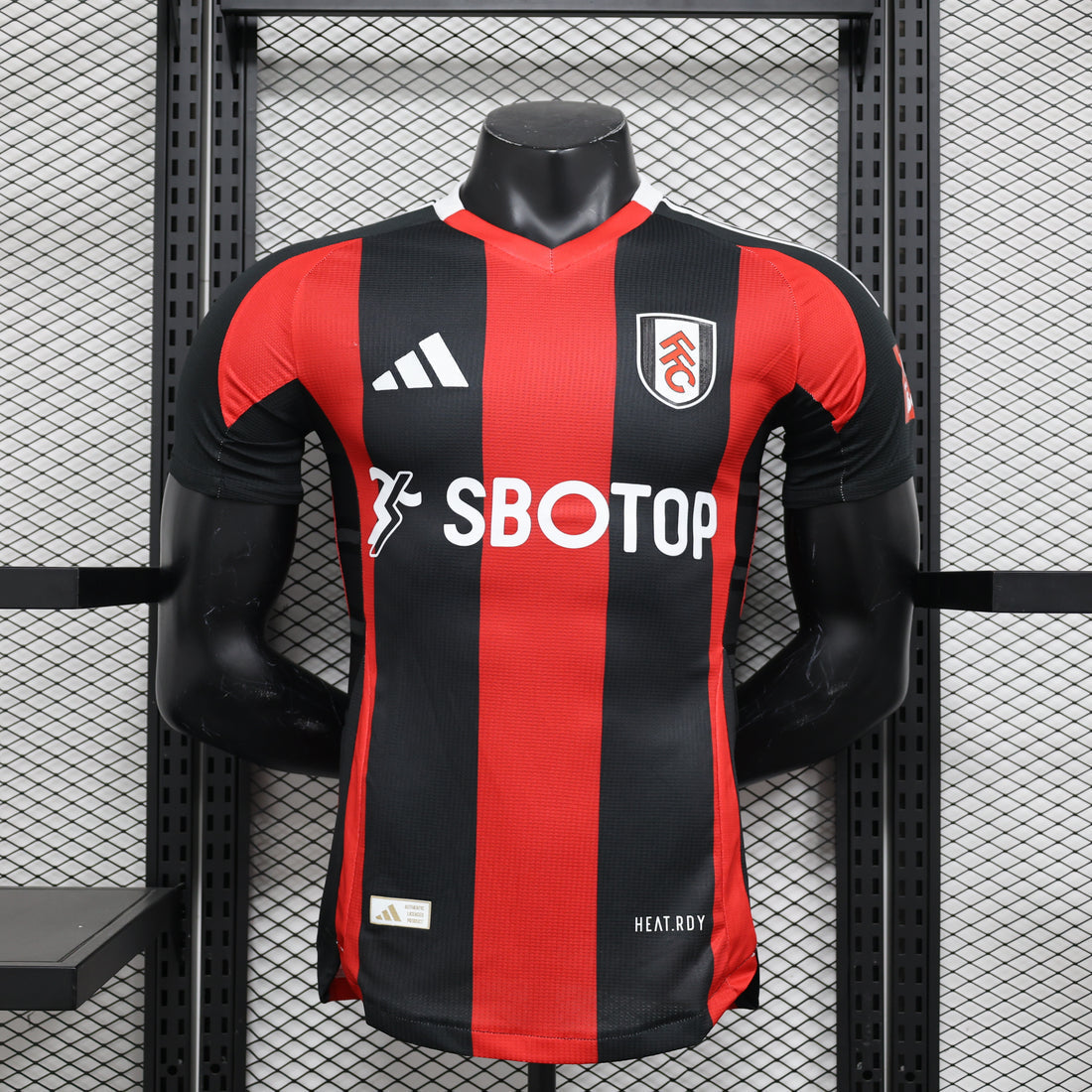 Fulham, Sezona 2024/2025, Gostujući Dres