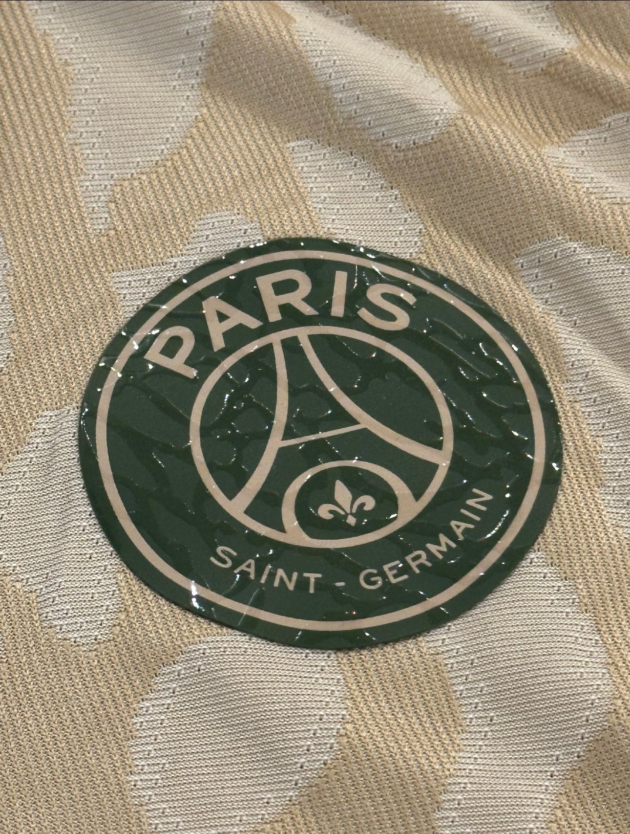 PSG, Sezona 2023/2024, Četvrti Dres