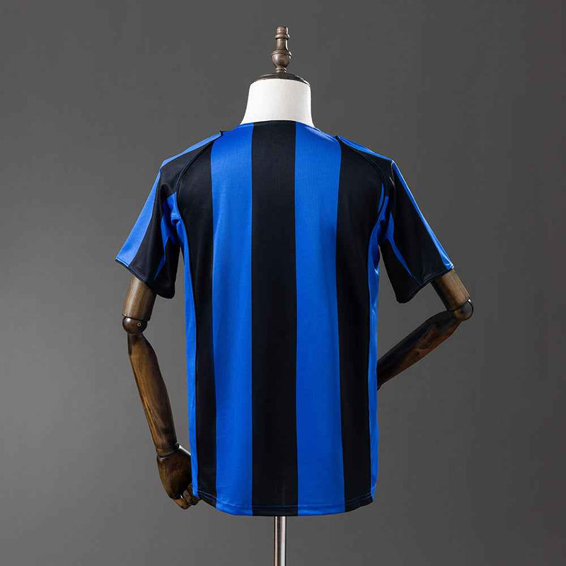 Inter Milan domaći dres 2004/05
