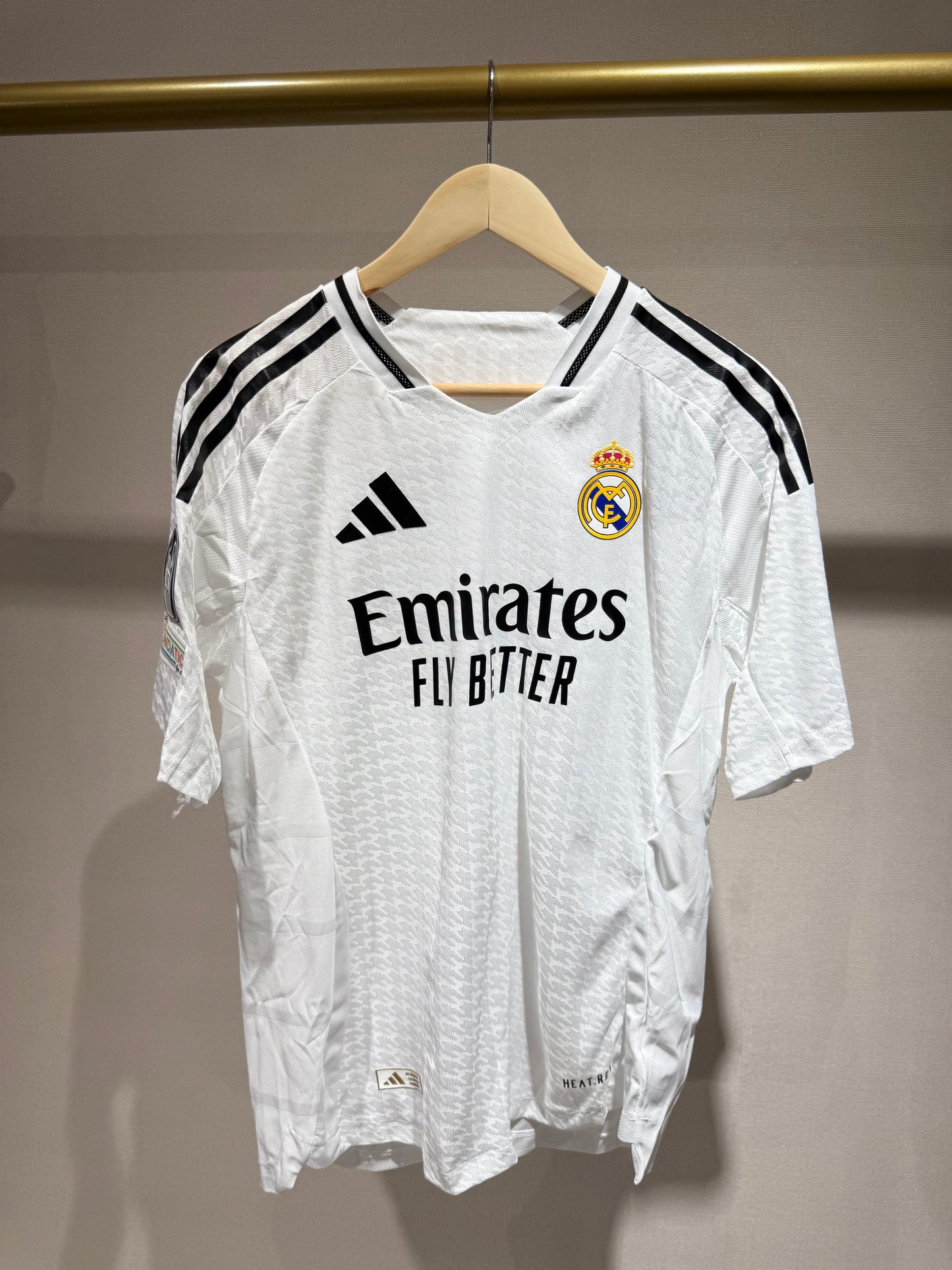 Real Madrid, Sezona 2024/2025, Domaći Dres - Mbappe 9