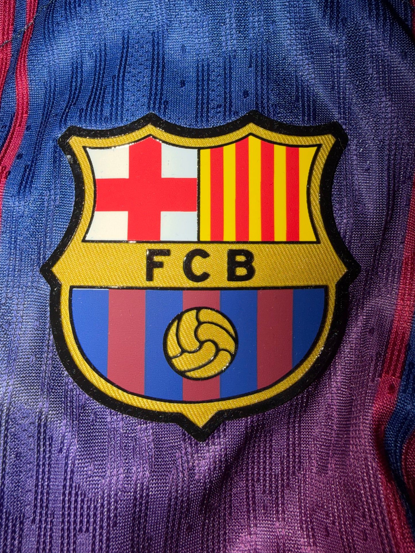 Barcelona, Sezona 2025/2026, Domaći Dres - Pedri 8