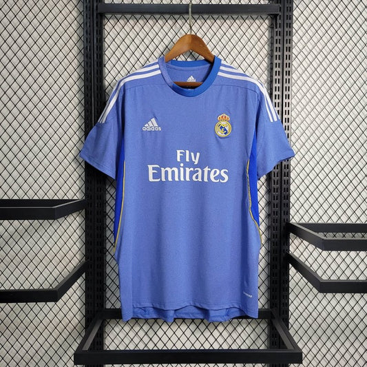 Real Madrid, Sezona 2013/2014, Gostujući Retro Dres.