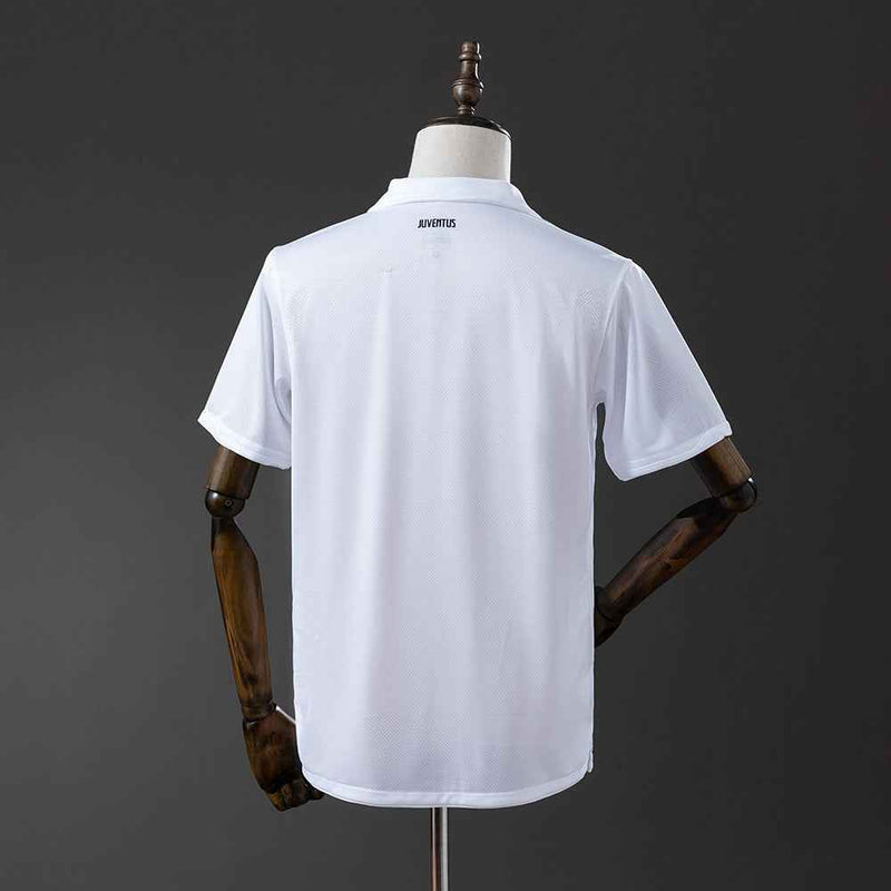 Juventus gostujući 2010/11
