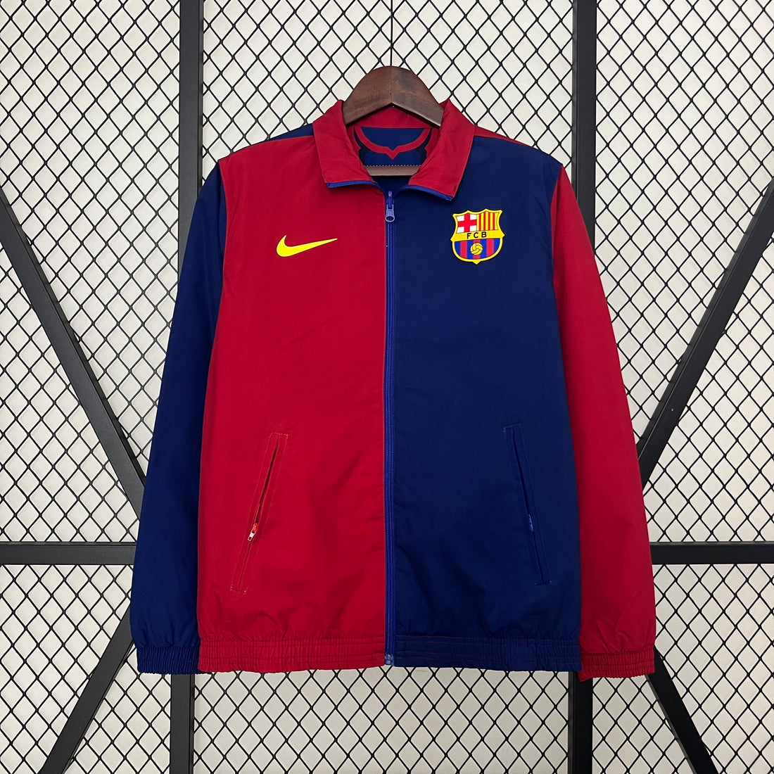 Barcelona Dvostrane WindBreaker 2024/2025