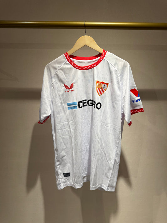 Sevilla, Sezona 2024/2025, Domaći Dres