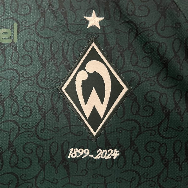 Werder Bremen, Sezona 2024/2025, Domaći Dres