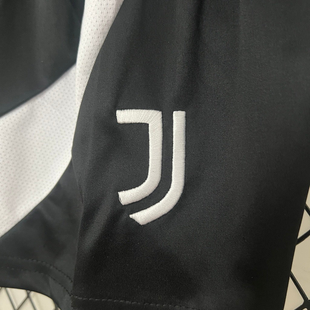 Juventus , Sezona 2024/2025, Domaći Dječiji Komplet