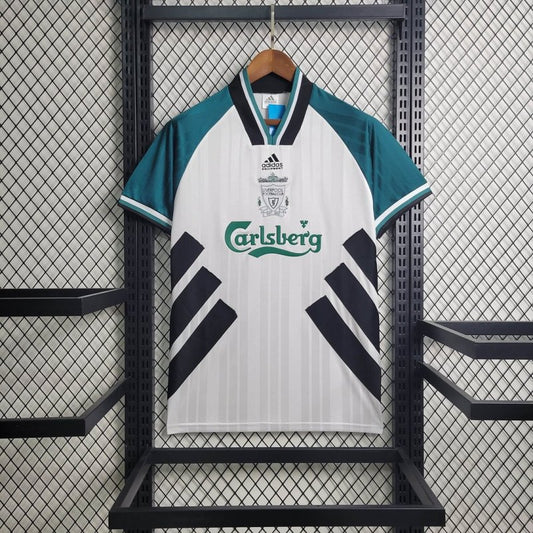 Liverpool, Sezona 1993/1995, Gostujući Retro Dres.