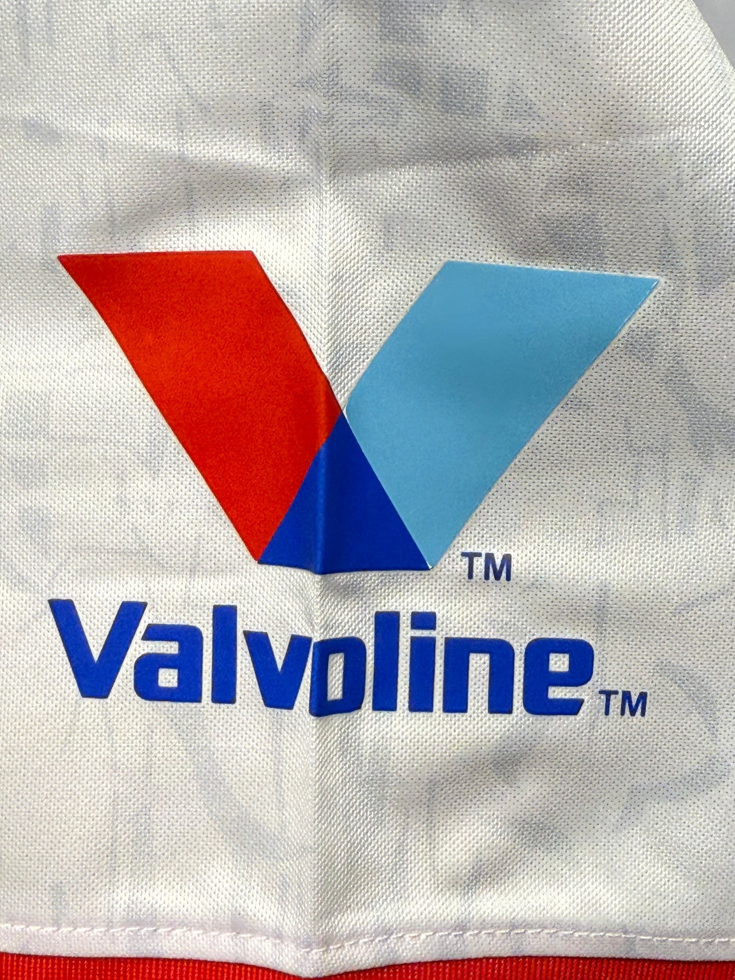 Sevilla, Sezona 2024/2025, Domaći Dres