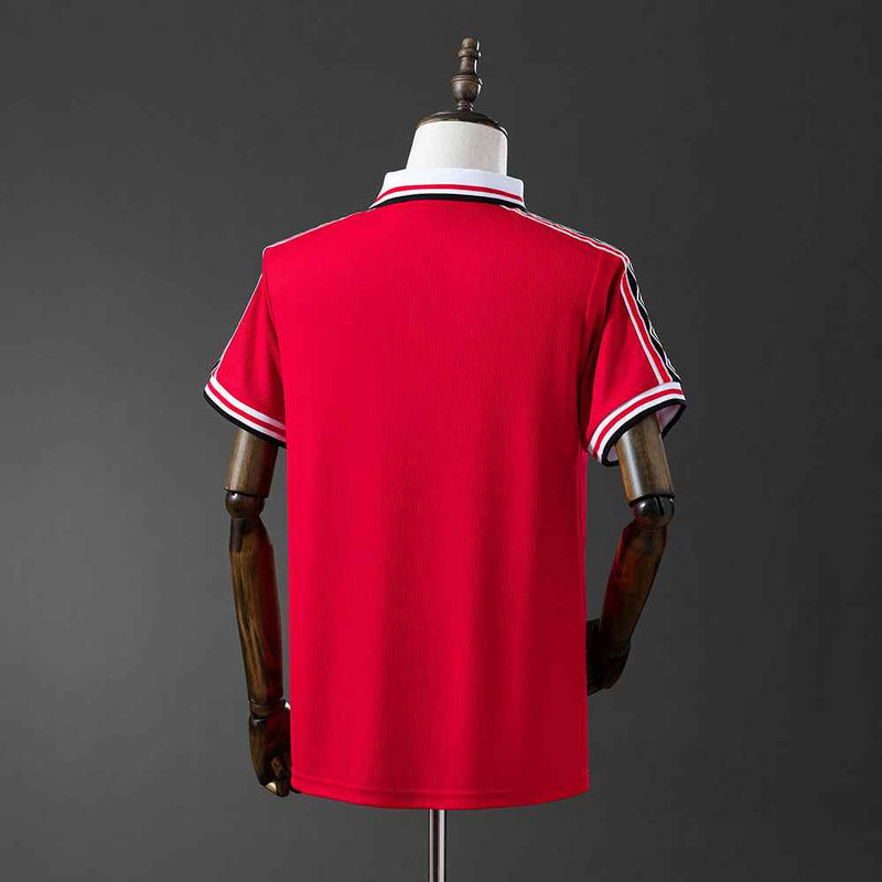 Manchester united domaći dres 98/99