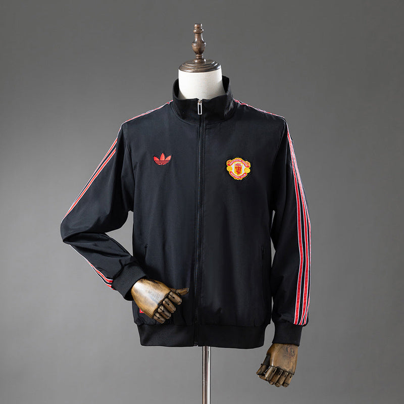 Manchester United vjetrovka
