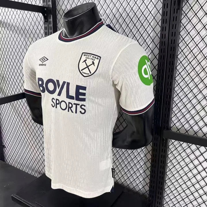 Westham, Sezona 2025/2026, Gostujući Dres