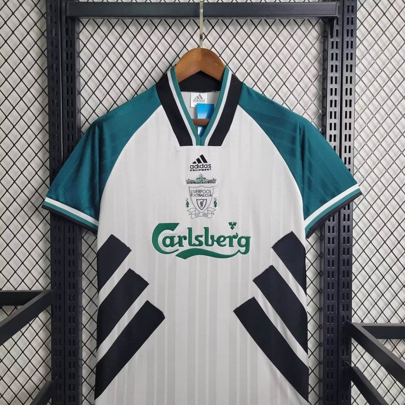 Liverpool, Sezona 1993/1995, Gostujući Retro Dres.