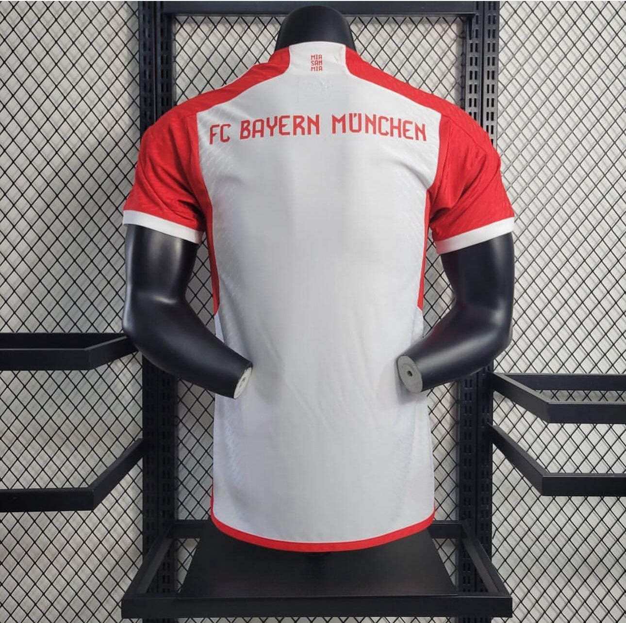 Bayern Münich, Season 2023/2024, Home Jersey