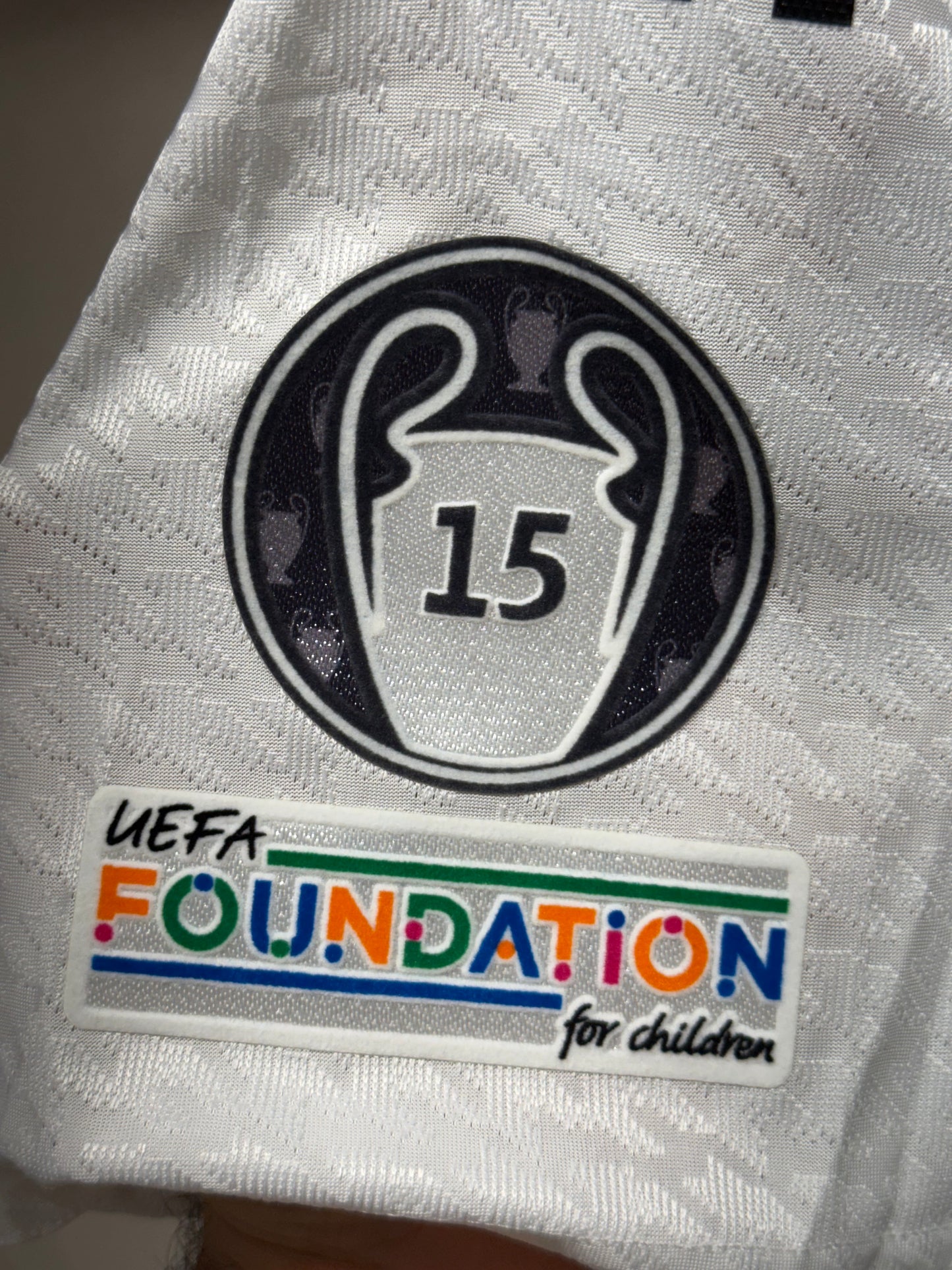 Real Madrid, Sezona 2024/2025, Domaći Dres - Vini Jr 7