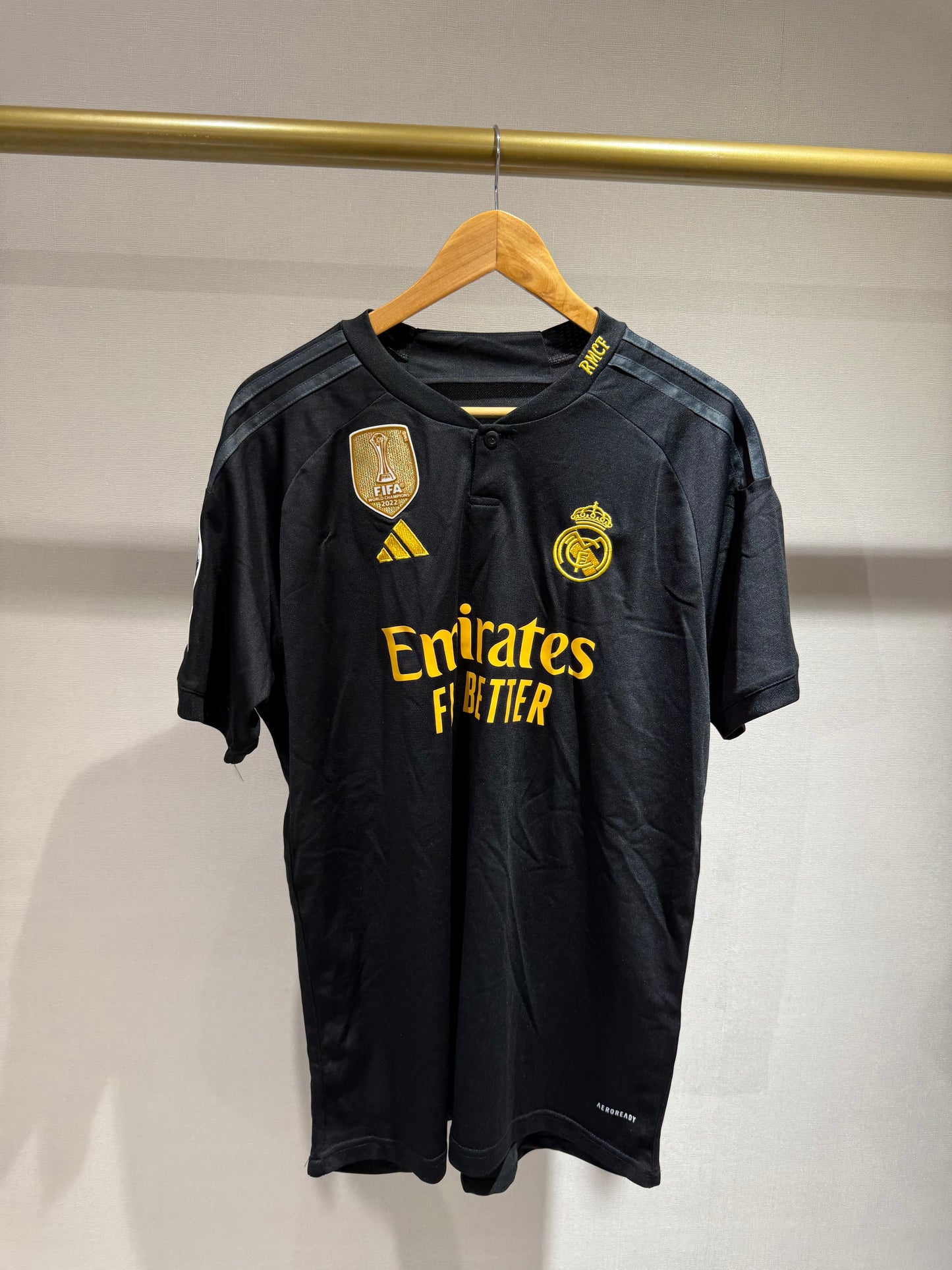 Real Madrid, Sezona 2024/2025, Treći Dres - Bellingham 5