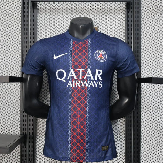 PSG, Sezona 2025/2026, Domaći Dres