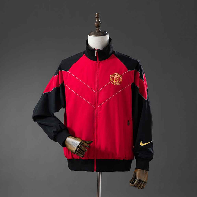 Manchester United 2006/07 vjetrovka