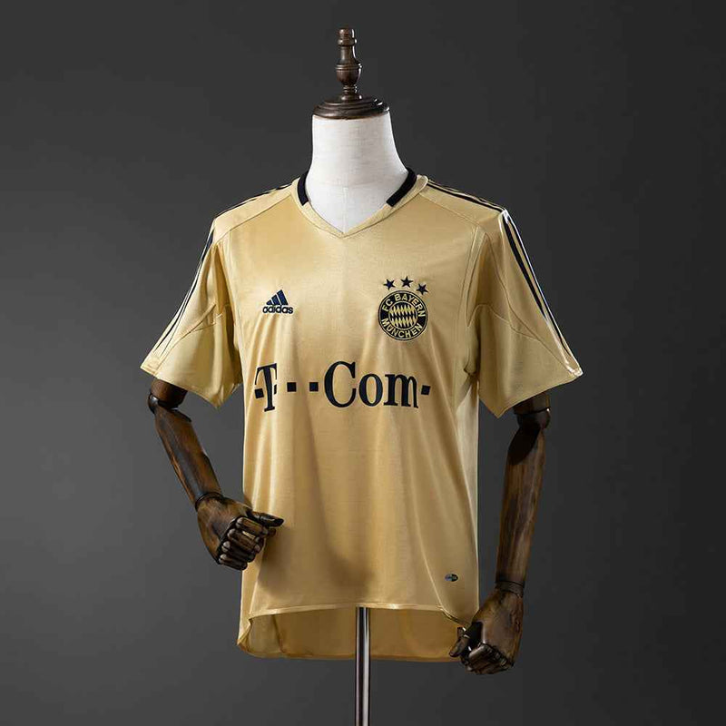 Bayern Minhen gostujući dres 2004/05