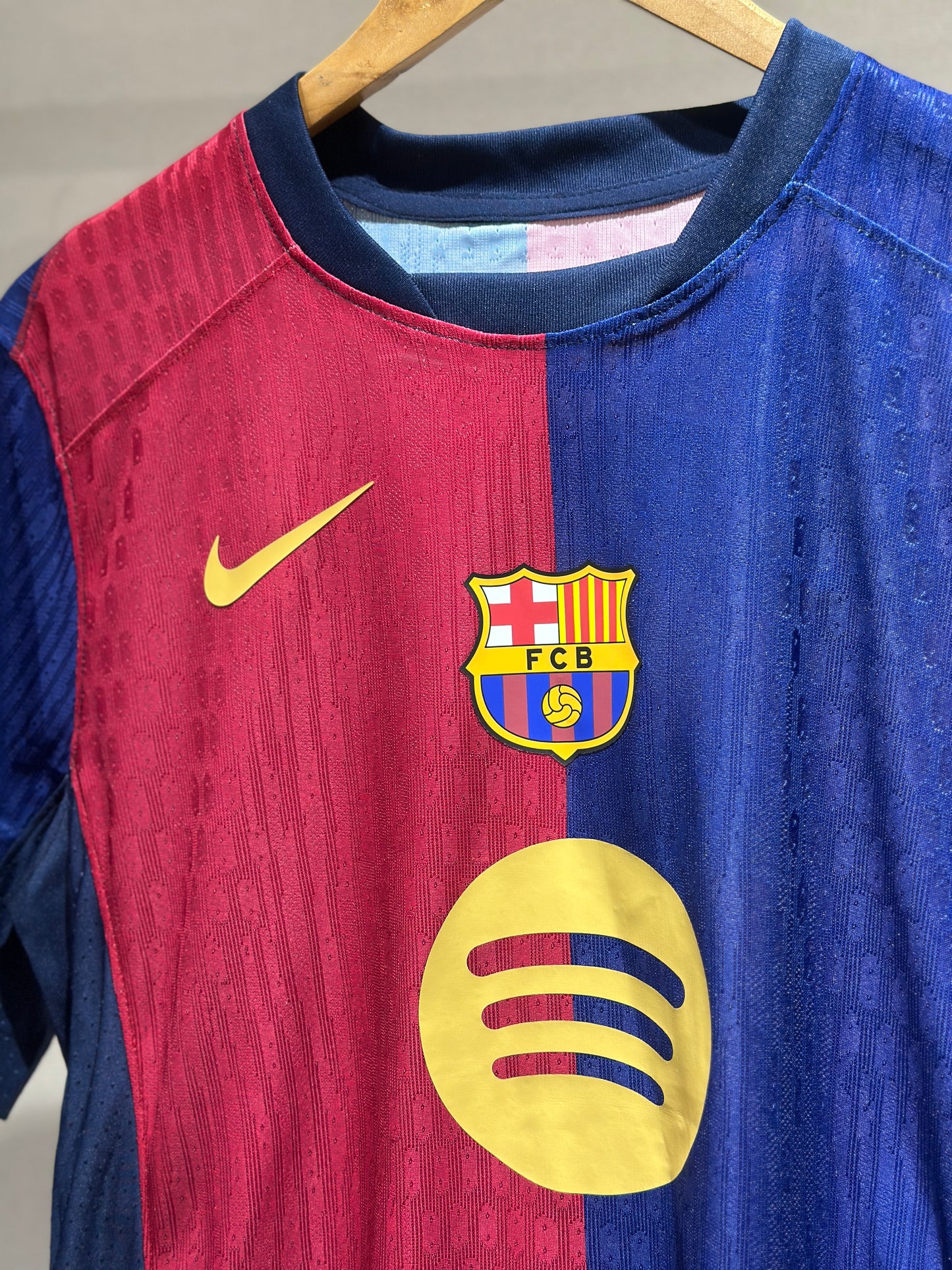 Barcelona, Sezona 2024/2025, Domaći Dres - Raphinha 11
