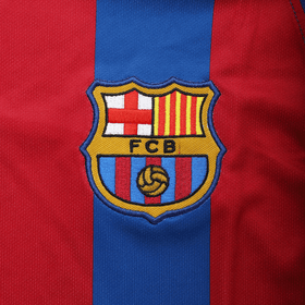 Retro Barcelona UCL Final Home Jersey 2005/06