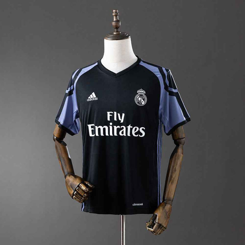 Real Madrid gostujući dres 16/17