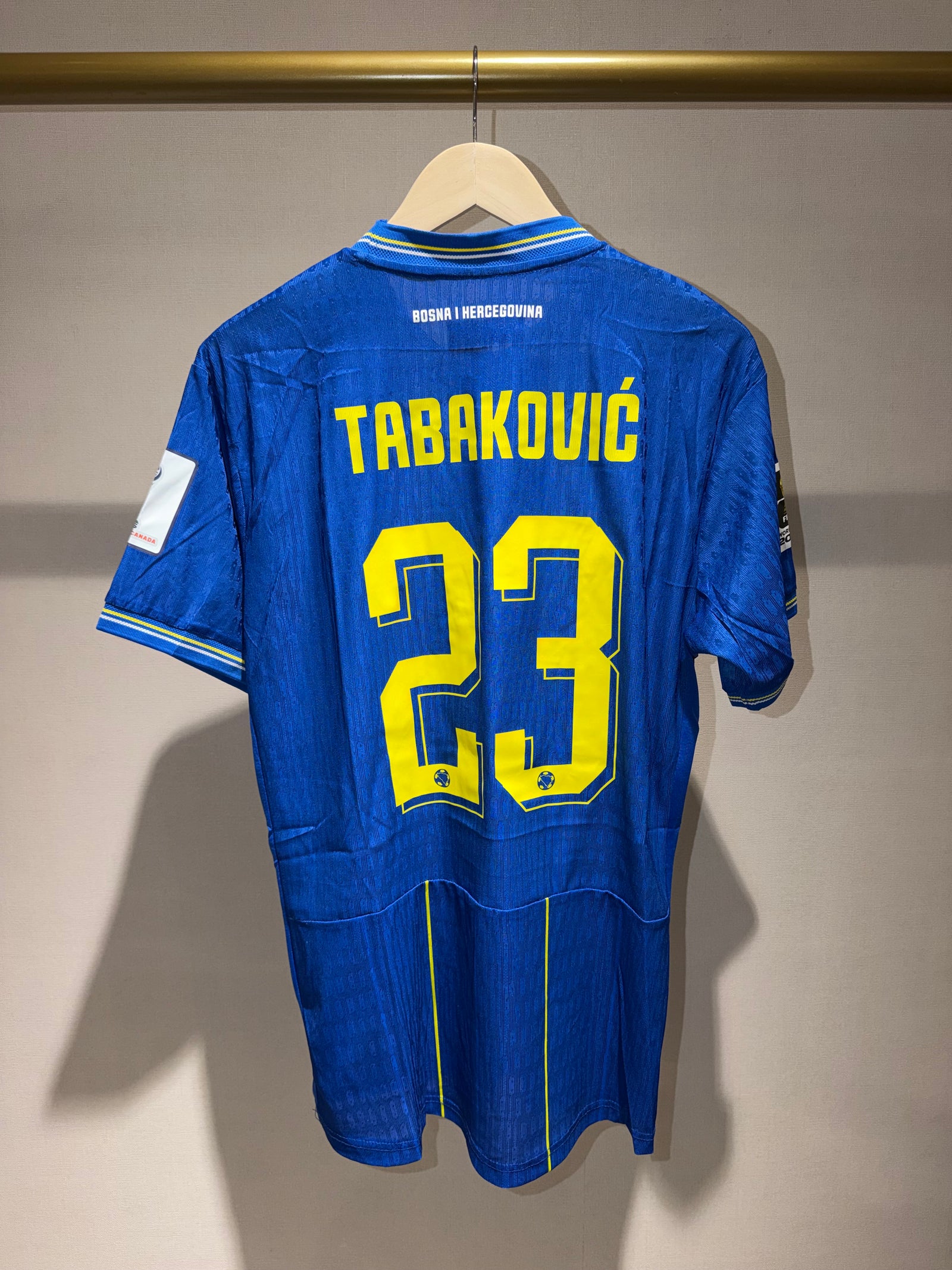 Domaći dres Bosnia 2026 -Tabaković 23