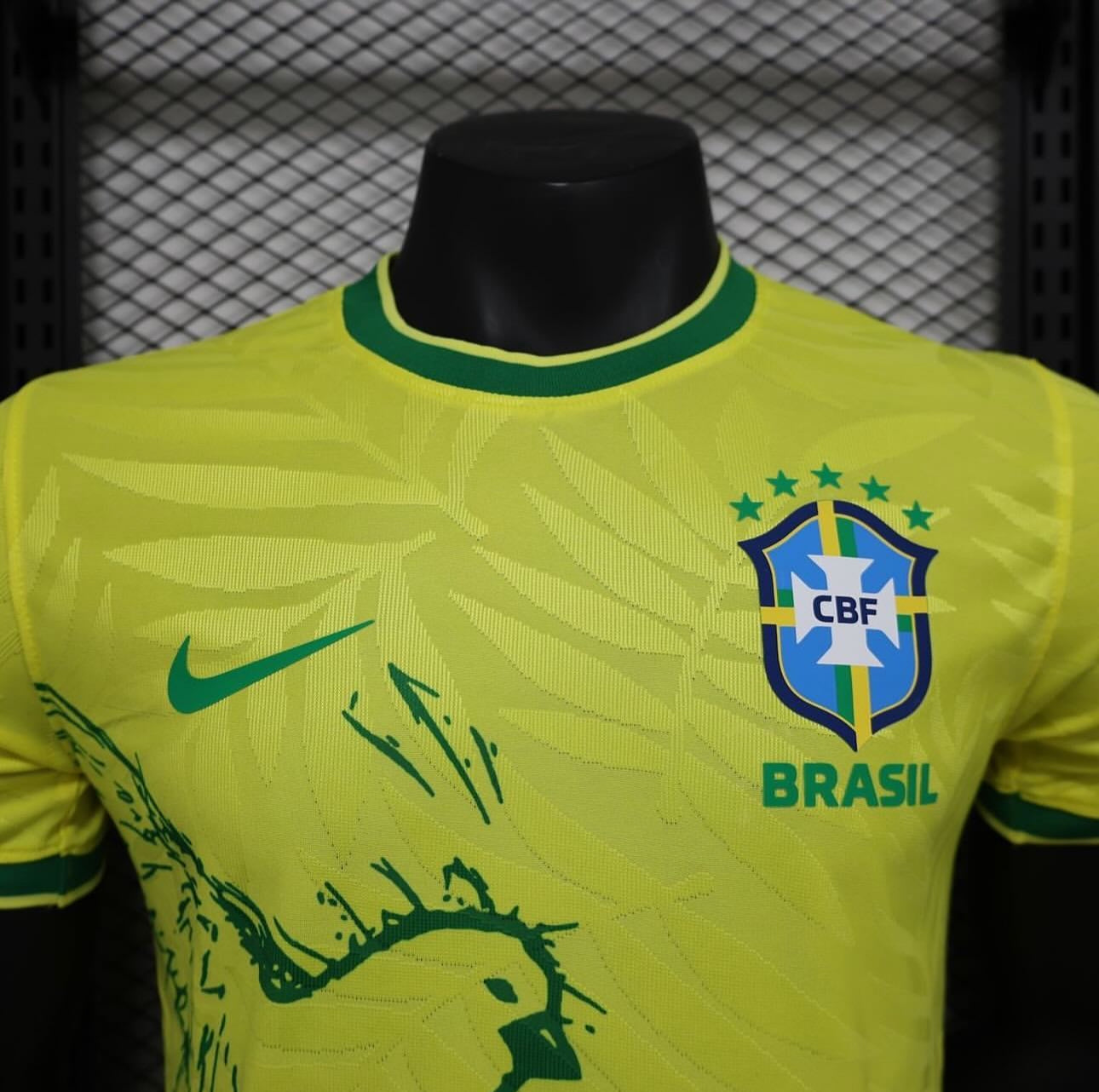 Brazil Dres Posebna Kolekcija