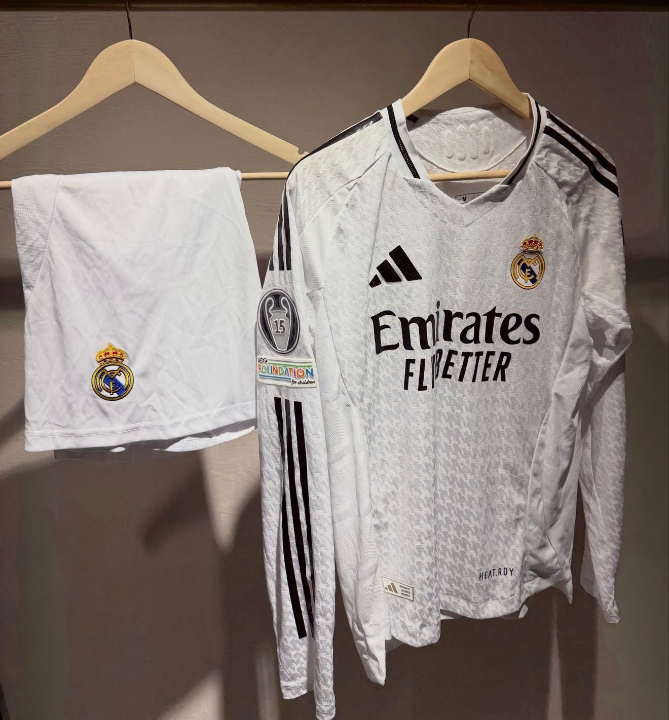 Real Madrid Domaći 2024/2025 Komplet - Mbappe 9