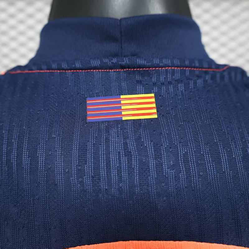 Barcelona, Sezona 2025/2026, Treći Dres