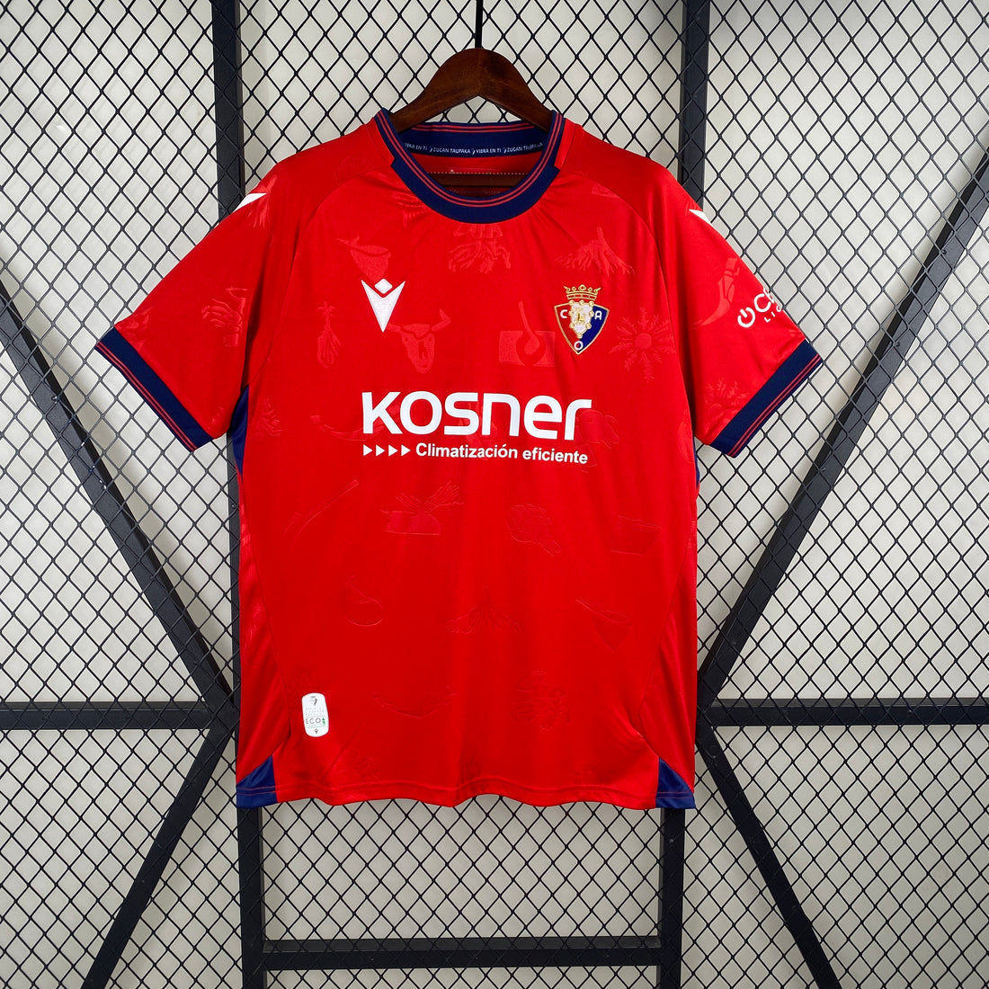 Osasuna, Sezona 2024/2025, Domaći Dres