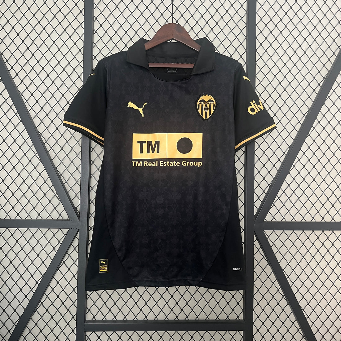 Valencia, Season 2024/2025, Away Jersey