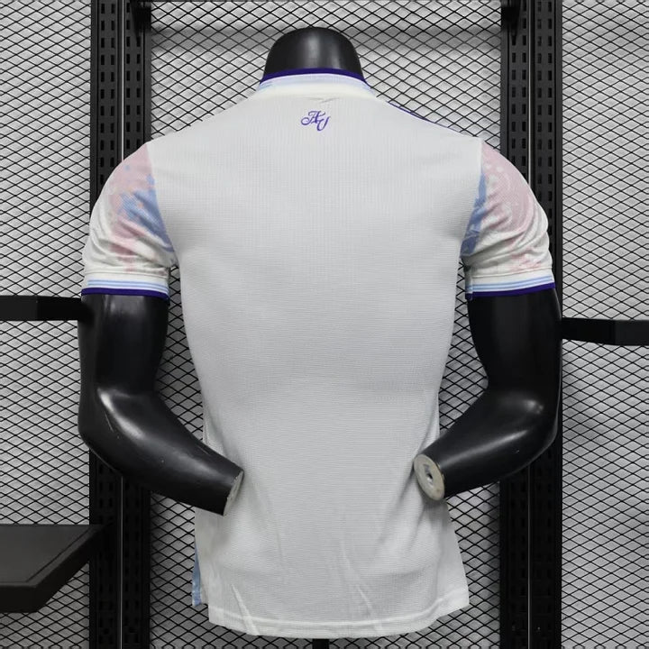 Aston Villa, Sezona 2025/2026, Treći Dres