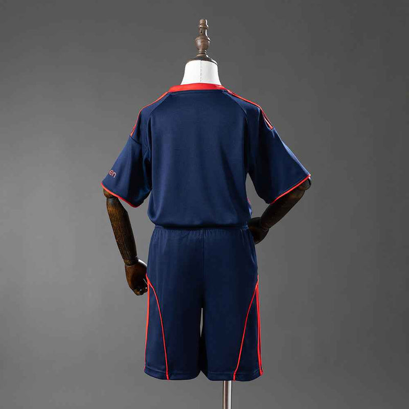Nottingham Forest 25/26 Treći dres za djecu