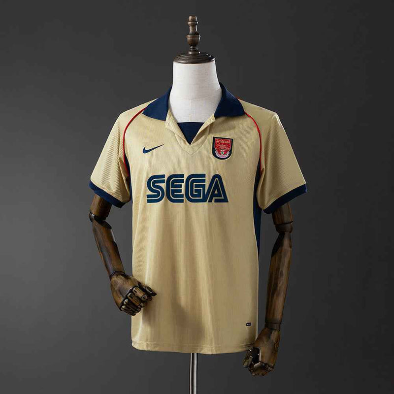 Arsenal gostujući dres 2001/02