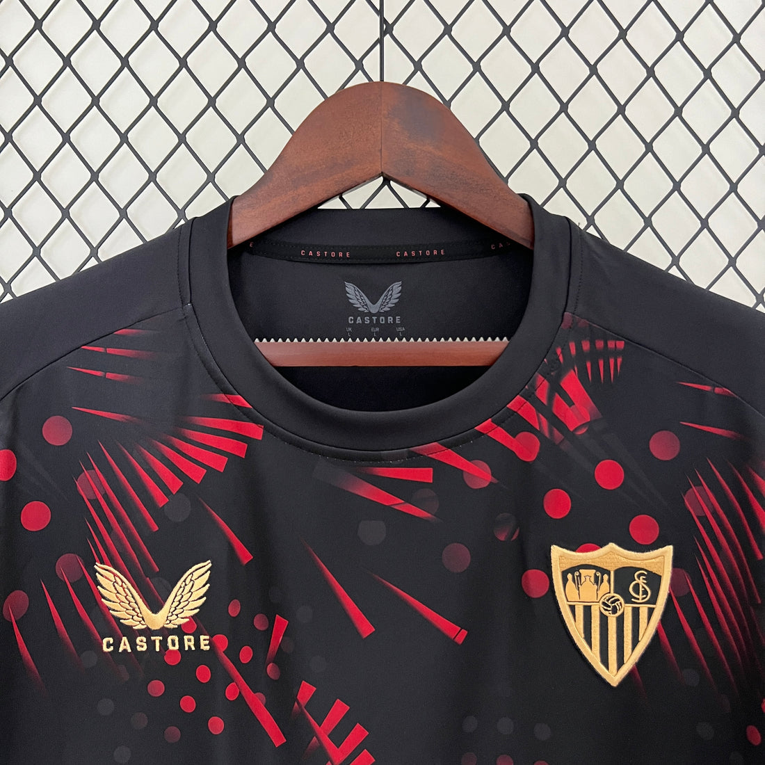 Sevilla, Season 2024/2025, Third Jersey