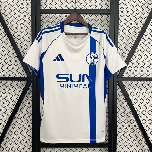 Schalke, Sezona 2025/2026, Gostujući Dres