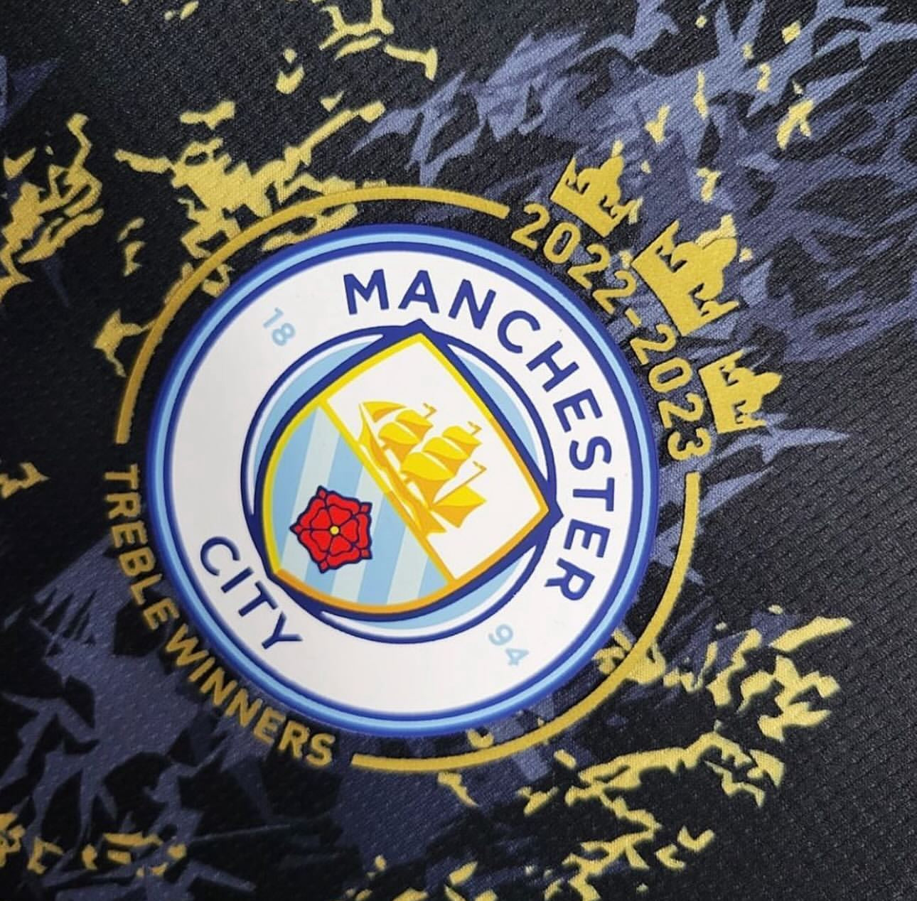 Manchester City, Season 2023/2024, Special Treble Winner Jersey