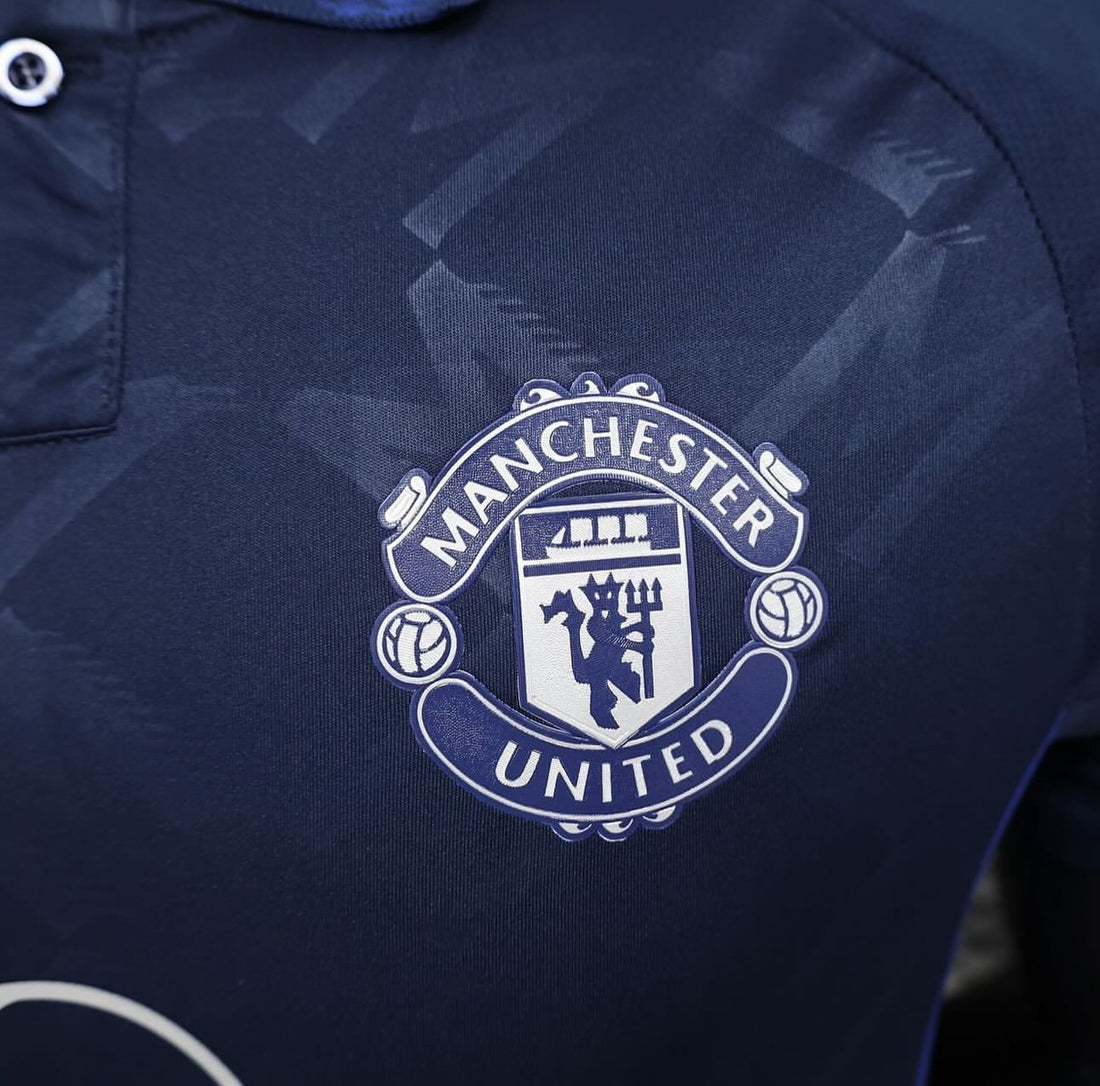 Manchester United, Sezona 2024/2025, Gostujući Dres