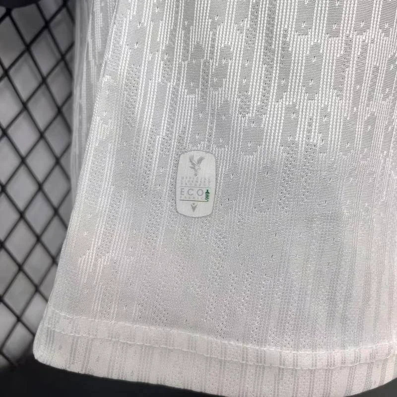 Crystal Palace, Sezona 2025/2026, Gostujući Dres