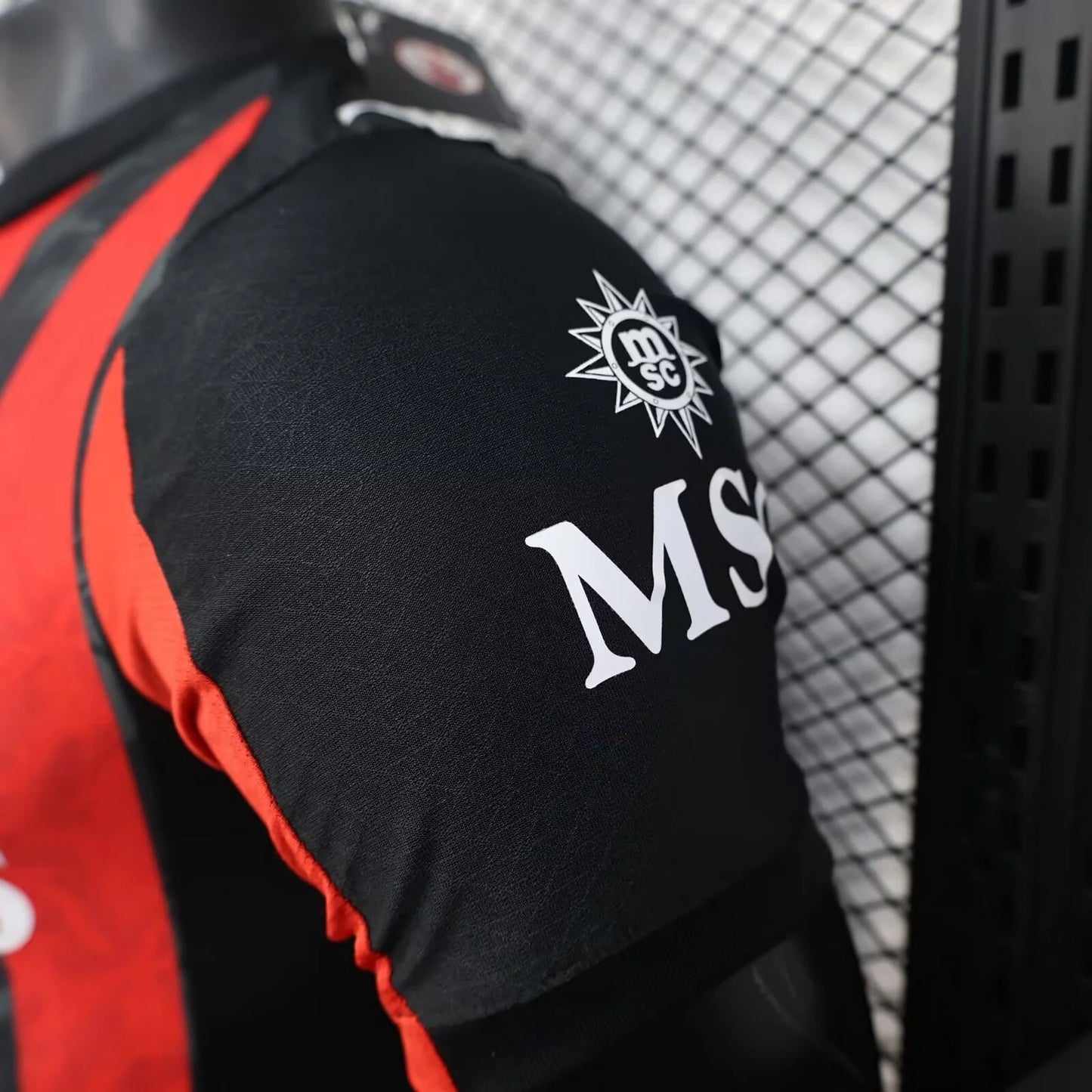 AC Milan, Sezona 2025/2026, Domaći Dres