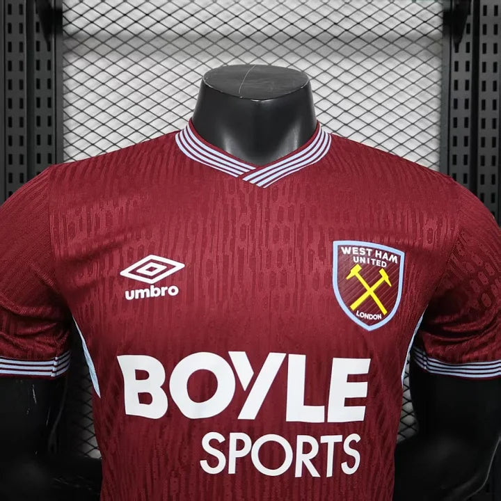Westham, Sezona 2025/2026, Domaći Dres