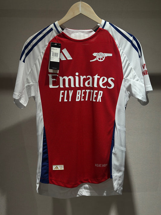 Arsenal, Sezona 2024/2025, Domaći Dres - Saka 7