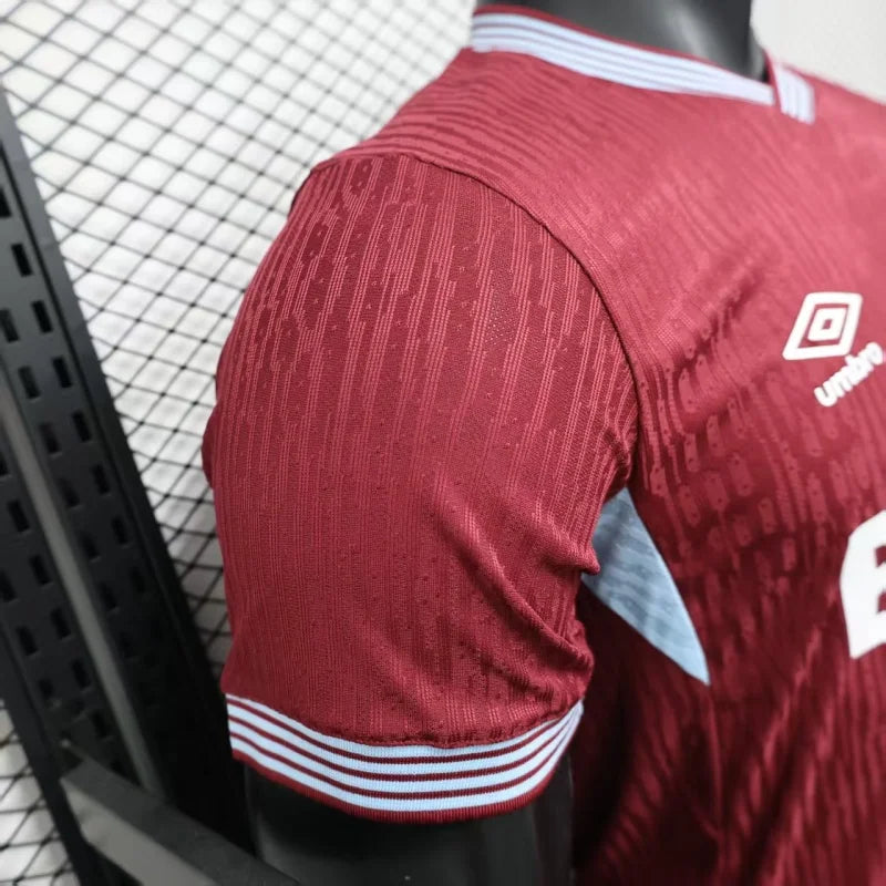 Westham, Sezona 2025/2026, Domaći Dres