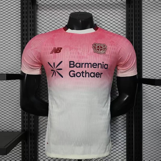 Bayer Leverkusen, Sezona 2025/2026, Gostujući Dres