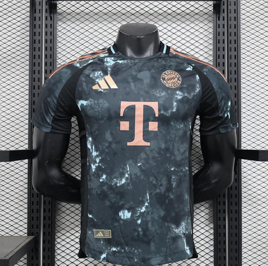 Bayern Münich, Season 2024/2025, Away Jersey