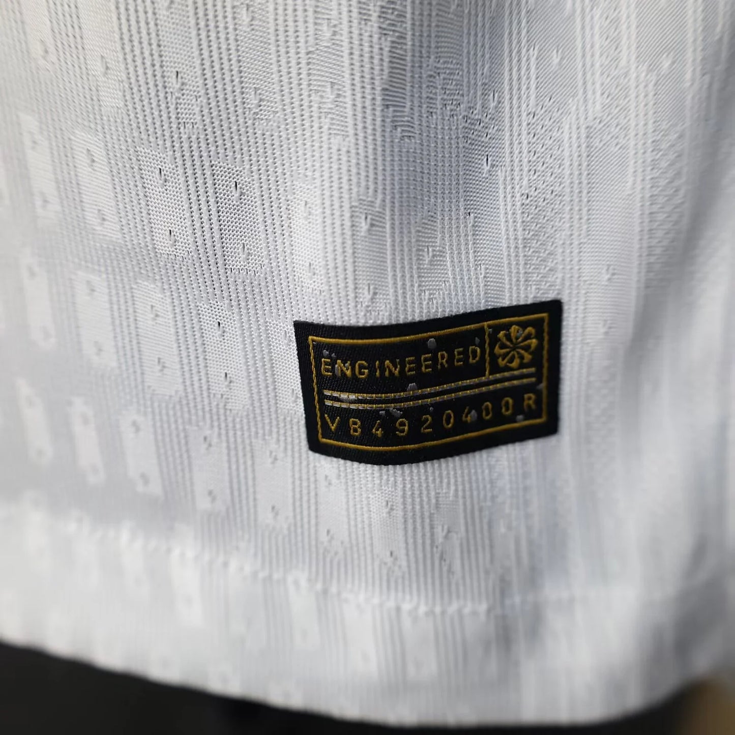 Tottenham, Sezona 2025/2026, Domaći Dres