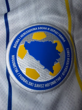 Gostujući dres Bosnia 2026 - Alajbegović 19