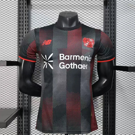 Bayer Leverkusen, Sezona 2025/2026, Domaći Dres