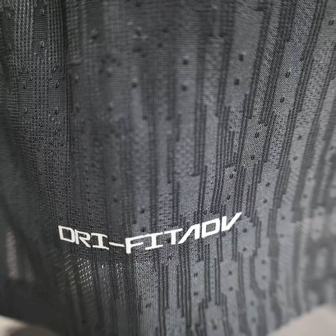 Chelsea, Sezona 2025/2026, Treći Dres